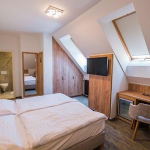 Dreibettzimmer